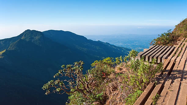 World's End in Sri Lanka View from World's End, a sheer precipice within the Horton Plains National Park in Sri Lanka fog transparent stock pictures, royalty-free photos & images