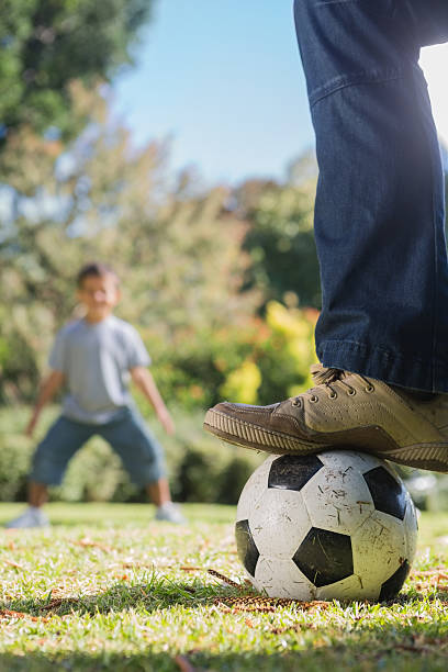 istock Child waiting for the football 499645023