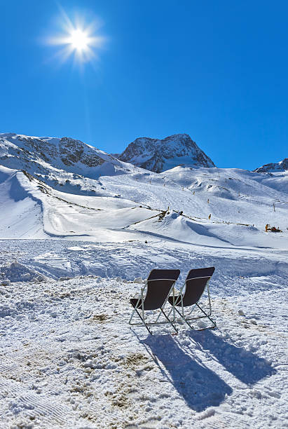 istock Mountains ski resort - Innsbruck Austria 499658962
