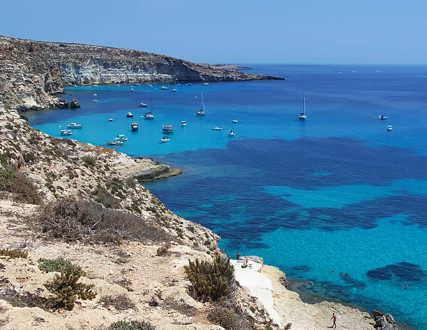 Bateaux sur l'île de rabbits- Lampedusa, la Sicile - Photo