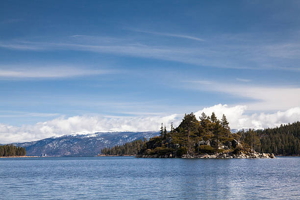 istock Island in Lake 499675515