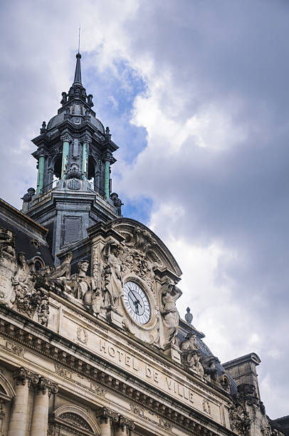 istock Tours City Hall Detail 499720487