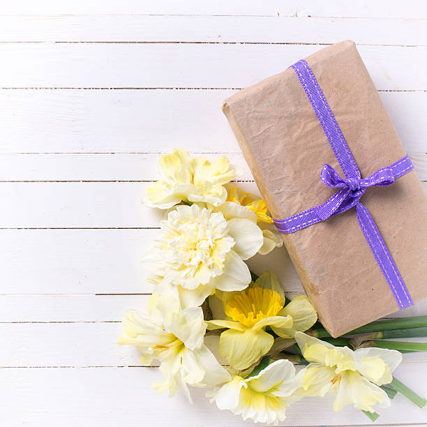istock Background with fresh tulips, muscaries and empty tag 499725996