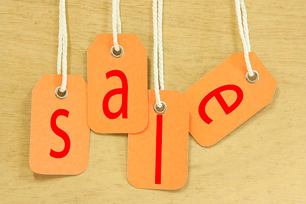 istock sale signs 499810555