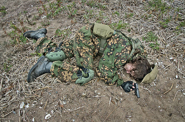 photo shoot in military style, woman and guns