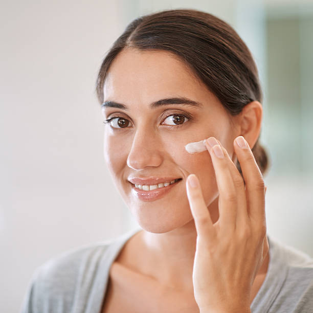istock Keeping her skin in perfect condition 499812491
