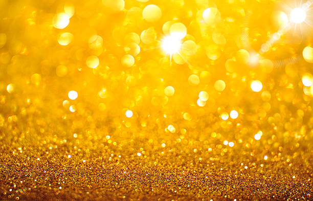 istock Yellow golden glittering Christmas lights. Blurred abstract backgrounds 499845004