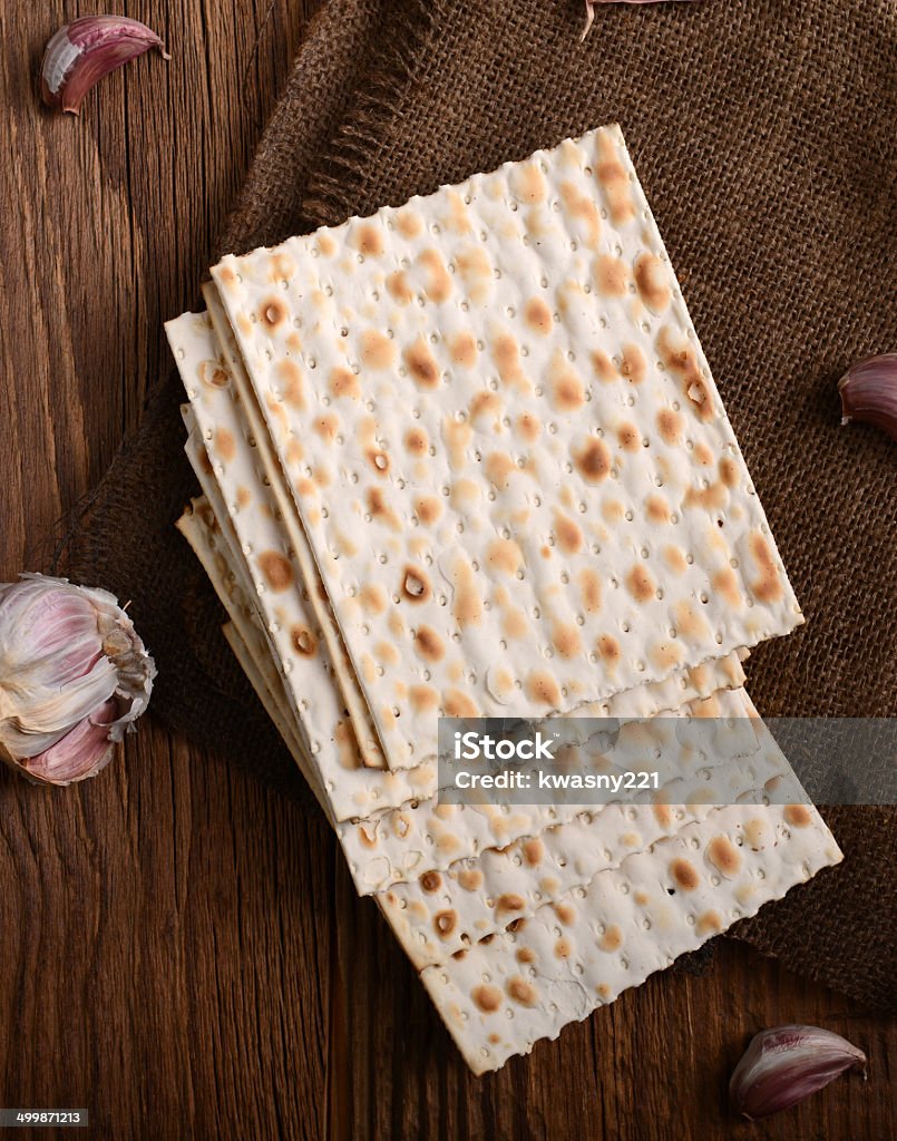 Pâque juive pain - Photo de Ail - Légume à bulbe libre de droits