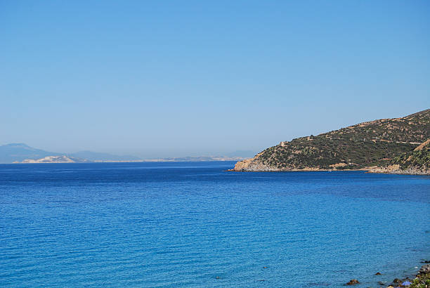 vista mare di villasimius, sardegna, italia - pierluigi collina fotografías e imágenes de stock