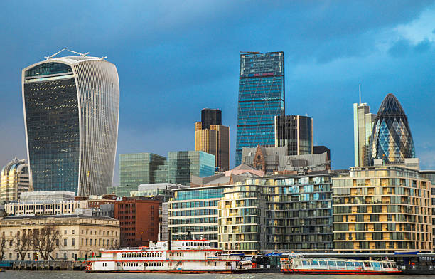 istock Amazing London skyline during sunset 499906440