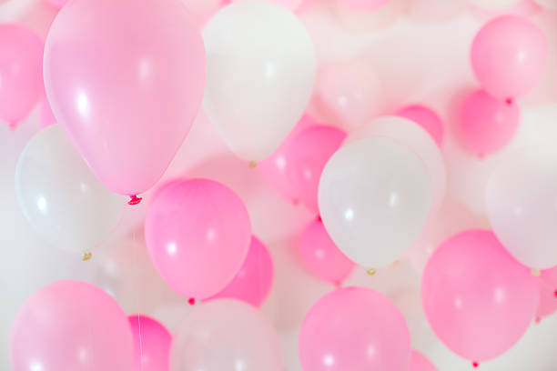 istock Pink Birthday Balloons 499914887