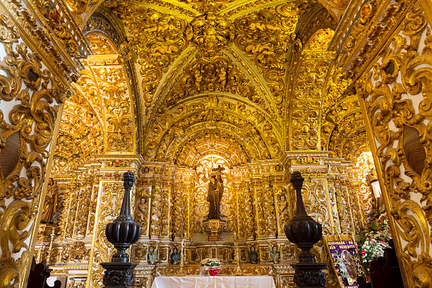 Brazil Salvador - The Sao Francisco Church The Sao Francisco Church and Convent of Salvador ( Portuguese: Convento e Igreja de Sao Francisco ) The church was built between 1708 and 1723, but the interior was decorated by several artists during a great part of the 18th century. Most decoration of the church and convent were finished by 1755. sao francisco church bahia state stock pictures, royalty-free photos & images