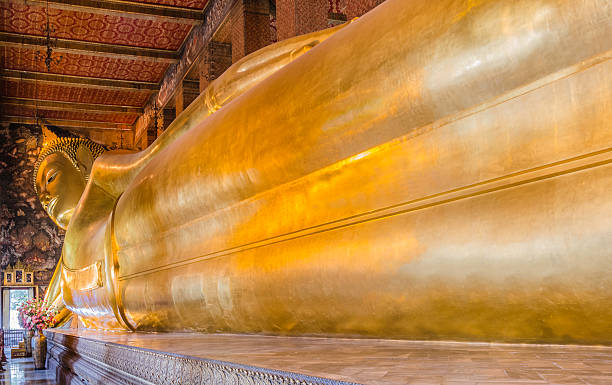 istock Reclining Buddha gold statue. Wat Pho, Bangkok 500034293