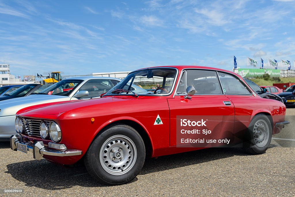Alfa Romeo 2000 Gtv Stock Photo - Download Image Now - 1970-1979, 2000, Alfa Romeo - iStock Alfa Romeo 2000 Gtv Stock Photo - Download Image Now - 1970-1979, 2000, Alfa Romeo - Istock