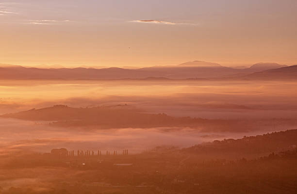 istock Dawn in a central Italian mountain landscape 500081002