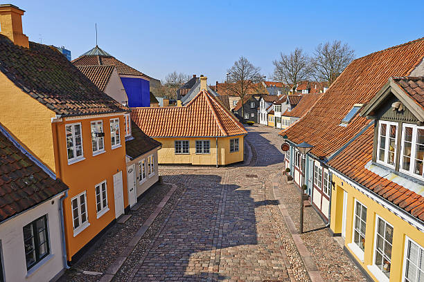 le poète hans christian andersen de la maison d'enfance - odense hans christian andersen town denmark photos et images de collection