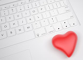 rotes-herz-auf-der-tastatur.jpg?b=1&s=170x170&k=20&c=f5kkamFqjDYvyDIxN2O0l7TlroAv74zIxgIua740g5c=