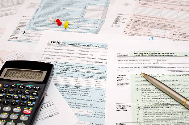 istock U.S. Individual Income Tax Return, form 1040 500211900