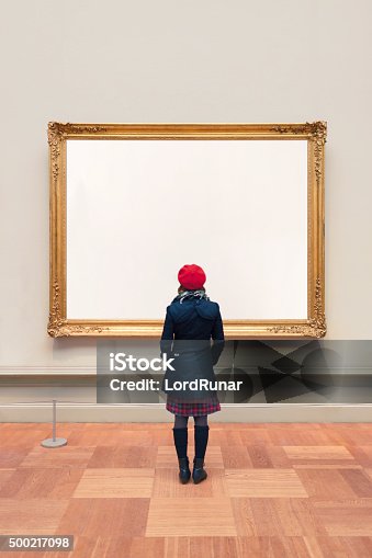 istock Woman visiting an Unidentifiable Gallery 500217098