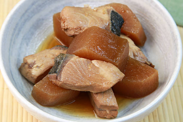 istock Yellowtail and japanese radish 500229154