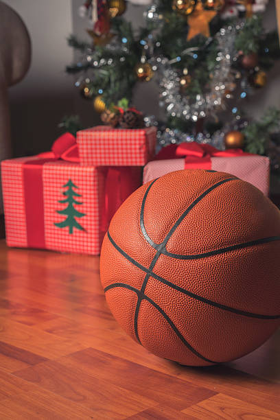 istock Basketball Christmas Ornament 500305170