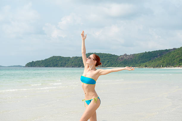 istock Young woman with outstretched hands 500365867