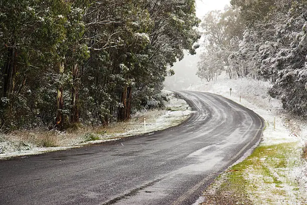 Snow-lined road near Oberon, NSW, Australia. 