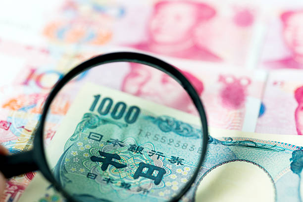 istock Japan yen and China yuan 500433960