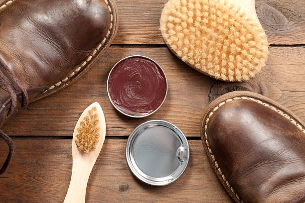 istock Old shoes and Shoe polish 500456313