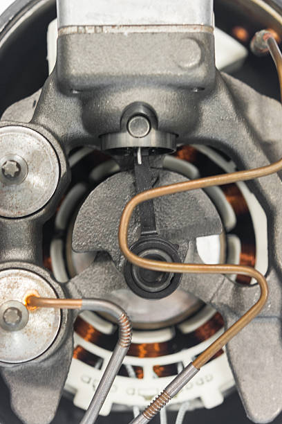 ímã permanente do compressor disassembled close-up do motor - efficency - fotografias e filmes do acervo