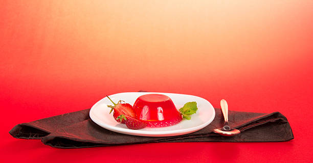 istock Plate with jelly, spoon and brown napkin 500472661