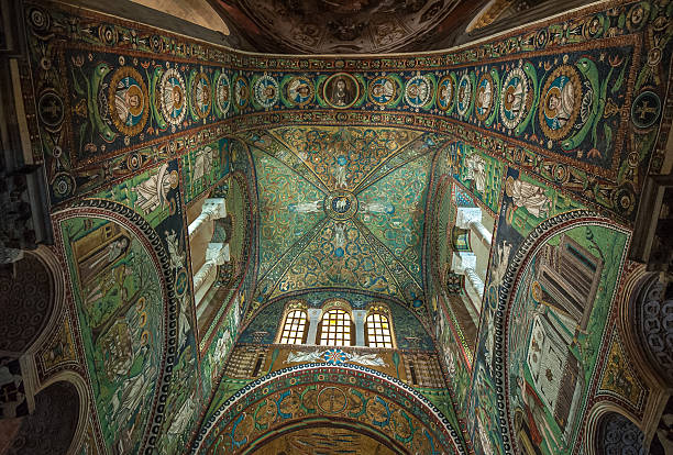 mosaïques de la basilique de san vitale, ravenna, italie - apse photos et images de collection