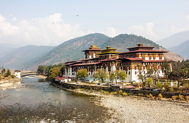 istock the dzong of Punakha 500479799