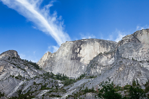 Valle de Yosemite cúpula de mitad photo