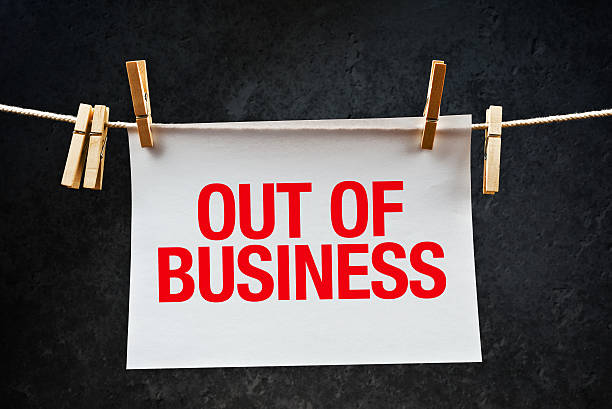 istock Out of business note printed on paper 500507009