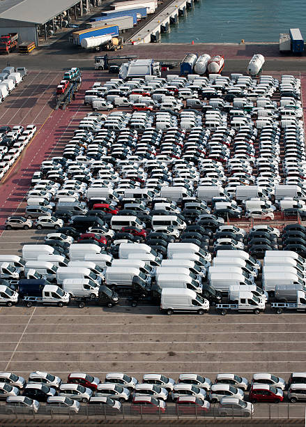 istock Cars awaiting sale 500515328