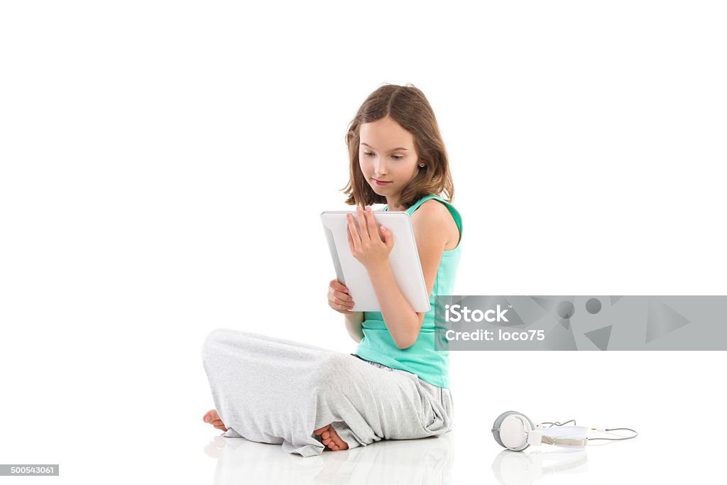 Chica con tableta digital - Foto de stock de Tableta digital libre de derechos