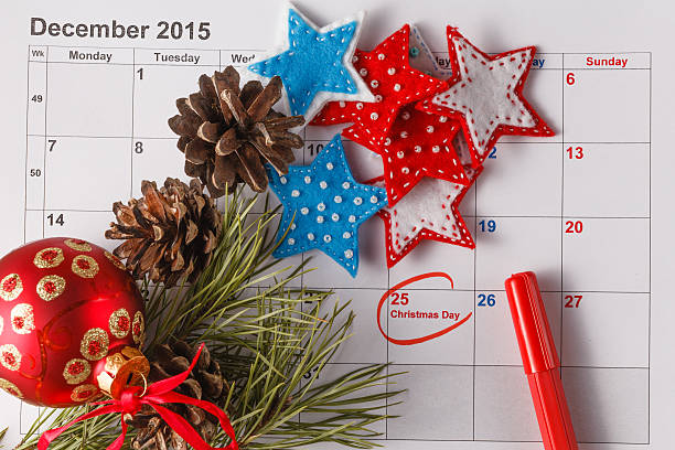 istock Highlighting christmas date on calendar 500546226