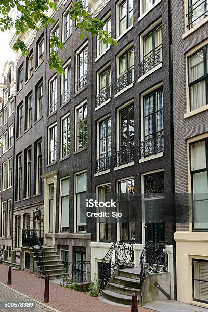 Casas De Amsterdam Foto de stock y más banco de imágenes de Aguilón - Aguilón, Aire libre, Arquitectura