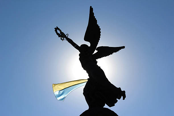 istock the independence monument in Kharkov, Ukraine 500592920