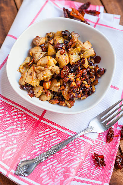 istock Chopped Chicken with Tomato and Almons 500593958