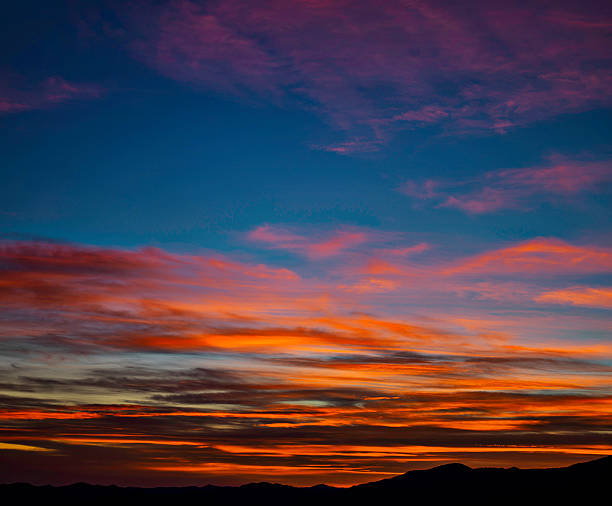 istock Red, purple and blue sunset 500595835