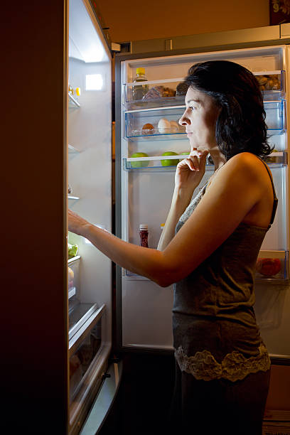 istock Night desire to eat 500598044