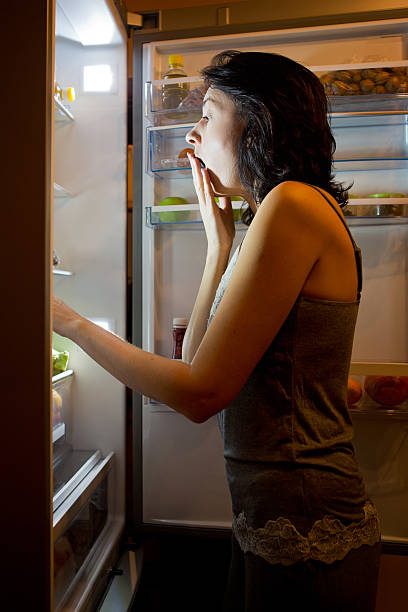 istock Night desire to eat 500598078