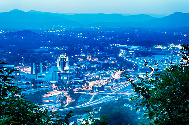 istock scenics around mill mountain roanoke virginia usa 500703965