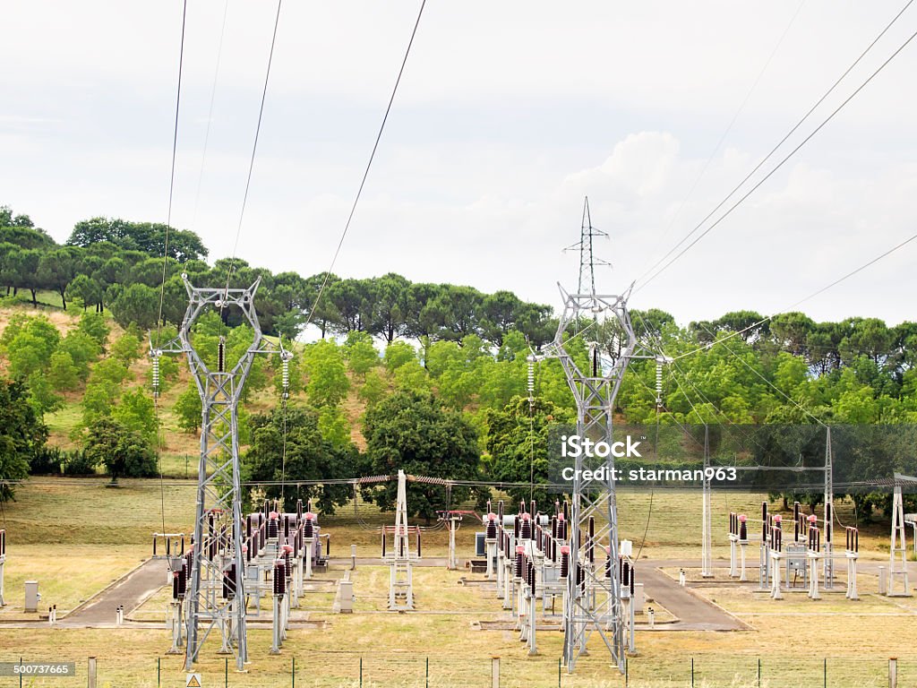 power plant with pylons and transformers, view from above power plant with pylons and transformers, overhead view Electricity Stock Photo