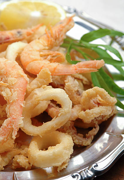 istock Closeup fried calamari and shrimps 500739555