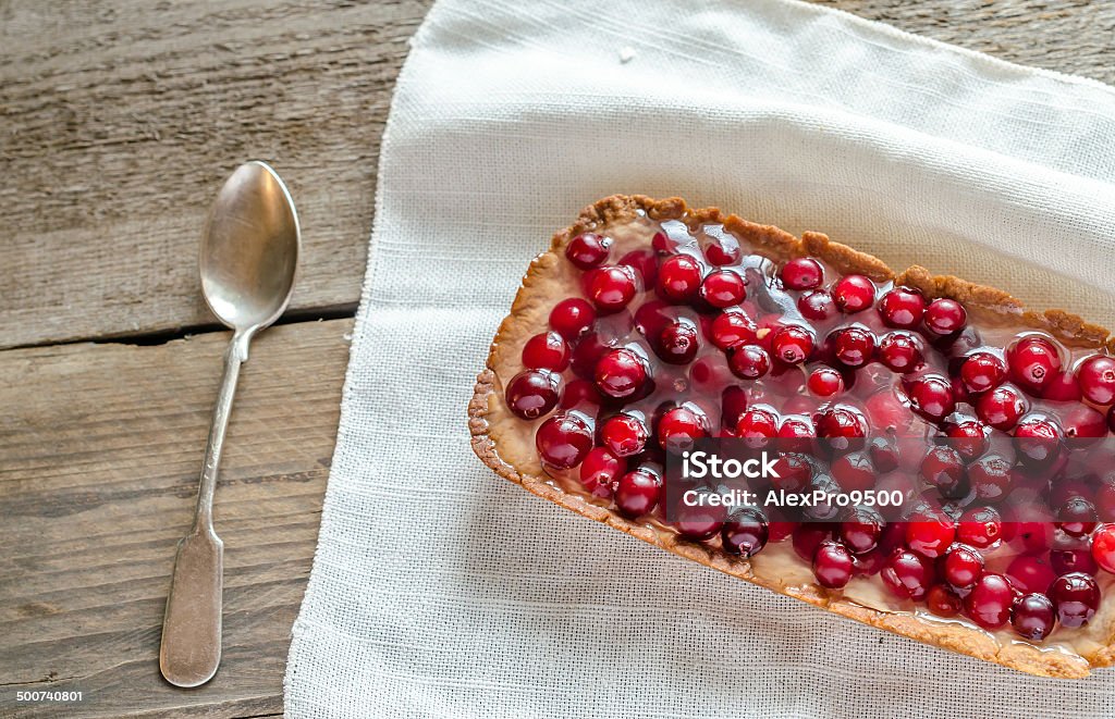 Tarta con jellied cranberries frescas - Foto de stock de Arándano rojo - Fruta baya libre de derechos