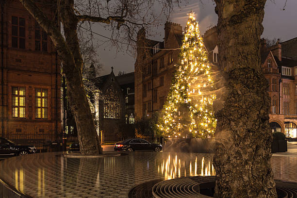 istock Christmas in London 500745660