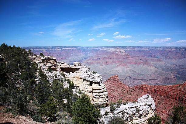 vista desde yavapai punto al gran cañón paisaje, ee.uu. - canyon plateau large majestic fotografías e imágenes de stock